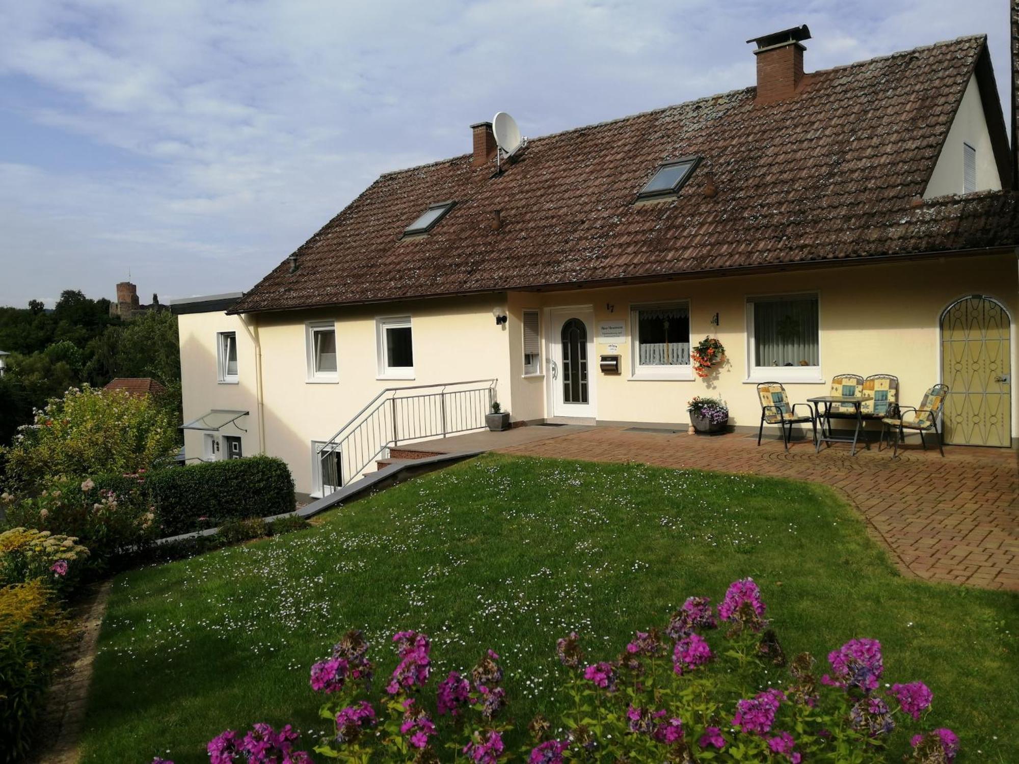 Flat In Polle Near The Forest Buitenkant foto